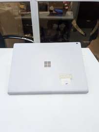 Surface Book 3 i5 10ieme 8 256 ecran tactile et detachable