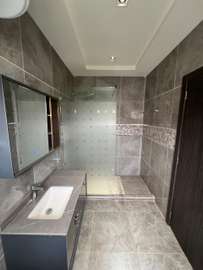 Résidence California – Immeuble R+5 (Aux Almadies)
