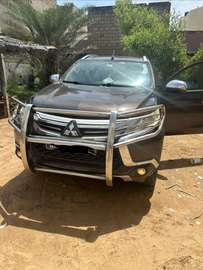 Mitsubishi Pajero Sport 2018 7pls