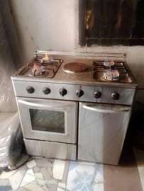 Cuisiner avec porteur Orte gaz bon état