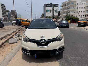 Renault QM3 SUV compact blanc économique