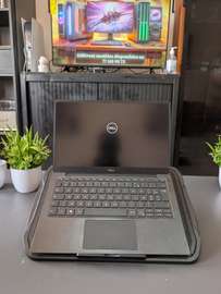 Ordinateur portable Dell xps i5 10th/ 256gb / 8gn ram