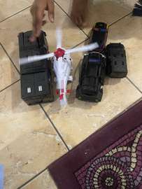 Lot jouets hélicoptère et véhicules robustes enfant