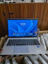 HP elitebook 840 G8