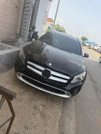 Mercedes benz gla 250 année 2017