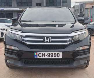 Honda pilot v6 7 places