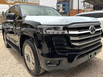 Toyota land cruiser LC300
