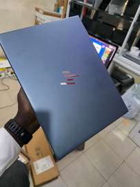 Hp Dragonfly i7
