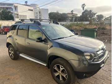 Renault Duster 4x4 à vendre- Immatriculation diplomatique