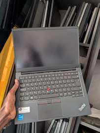 Lenovo e14 i5 11th / 512gb /16gb ram