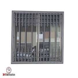 Porte et grille en fer