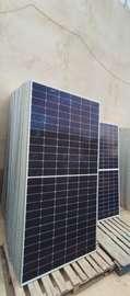 Panneaux solaires de 545w