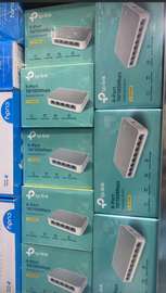 TP-Link TL-SF1005D switch 5 ports 10/100 Mbps gris