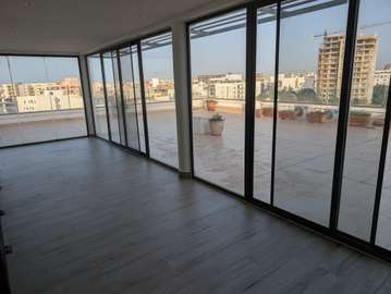 Appartement en duplex à louer aux almadies ( penthouse)