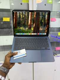 MacBook Air M4 16go 256Go azerty