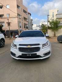 Chevrolet Cruze Blanc Berline Confort Fiable