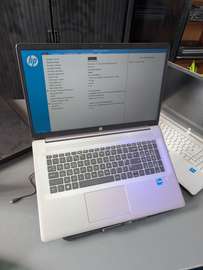 Ordinateur HP i5 13th / 512gb / 16gb ram