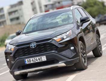 Toyota rav 4 année 2024