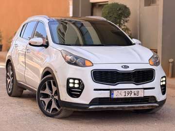 Kia Sportage SUV compact blanc feux LED