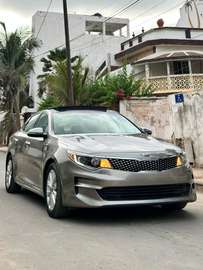Kia Optima Gris Métallisé Berline 4 portes