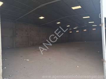Ref_7120_GL Hangar à louer  à Ndoukhoura peulh