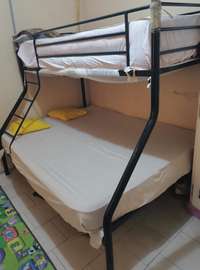 Lit en fer forgé 3 places + Matelas orthopédique inclus