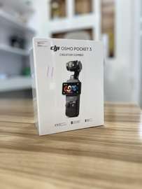 DJI Osmo Pocket 3 Combo