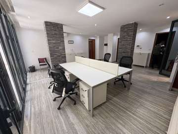 Bureaux meublé à louer - Point E
