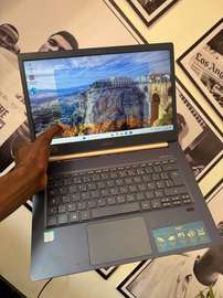 Acer Swift tactile i7 8th ssd 512gb