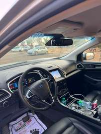 Je vend ma ford edge 2019 automatic essence