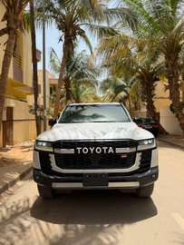 Toyota Land Cruiser 2024