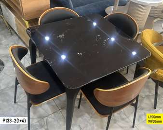 TABLE À MANGER P133-2 (1+4)