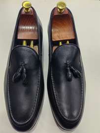 Mocassins cuir marron ou noir pompons homme confort