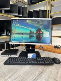 ORDINATEUR DE BUREAU HP / CORE i5