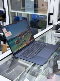 MacBook Air 2025 M4 15 pouces