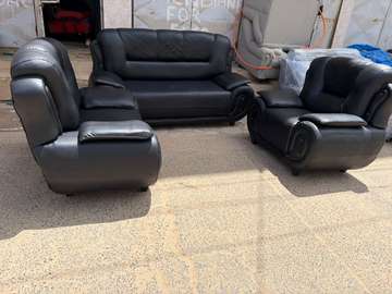 Canapé cuir noir 3 places + 2 fauteuils