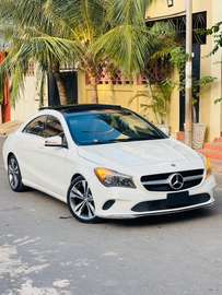 Mercdes CLA Luxe