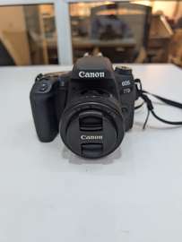 Canon EOS 77D
