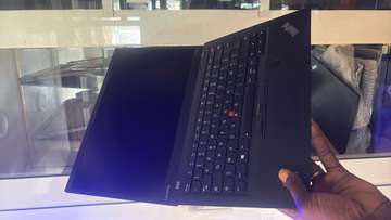Lenovo X1 carbone i7