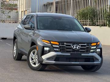 Hyundai Tucson année 2025 essence automatique