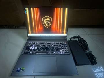 MSI Vector 16 HX AI | Ultra 7 | RTX 5070 Ti | 16GB| 1 To