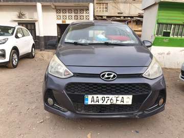 Hyundaï i10,,année 2018,,automatique essence 3cylindres 1.1