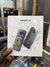 INSTA 360  X4