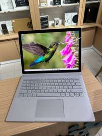 Surface Book 1 - I5 6e Génération | 8GB RAM | 256GB