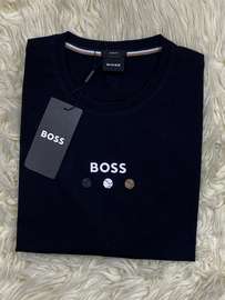 BOSS t-shirt noir col rond neuf avec étiquette