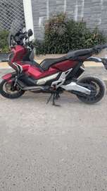 À vendre, moto x adv Honda
