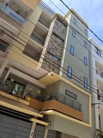 Appartement moderne 3e étage balcon centre-ville