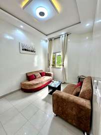 Studios a loué a la sicap baobab