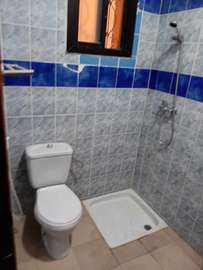 3 CHAMBRES SALON POUR BUREAU/ PETITE FAMILLE  LIB 6 EXT