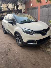 RENAULT QM3 2017